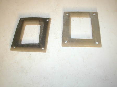 AMI TI-1 Jukebox Coin Guide Plate With Gasket (Item #9) $11.99